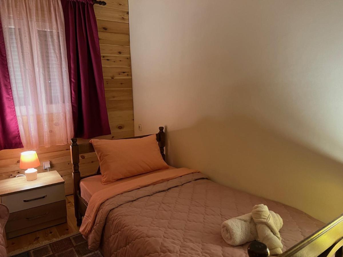 Laf Guest House Kolasin Exterior photo