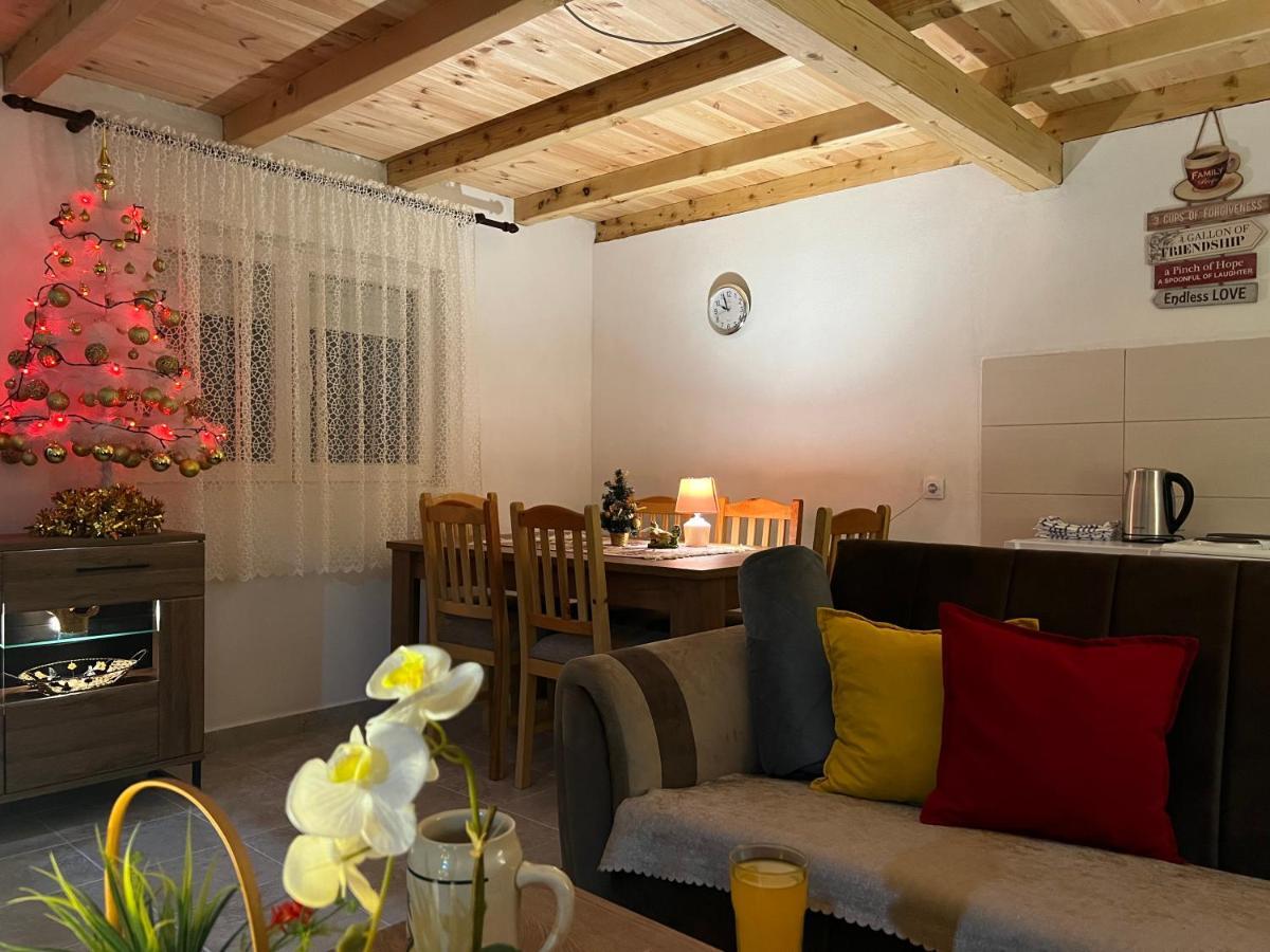 Laf Guest House Kolasin Exterior photo